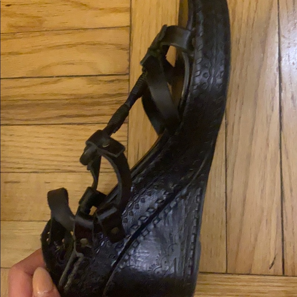 Ash wedges